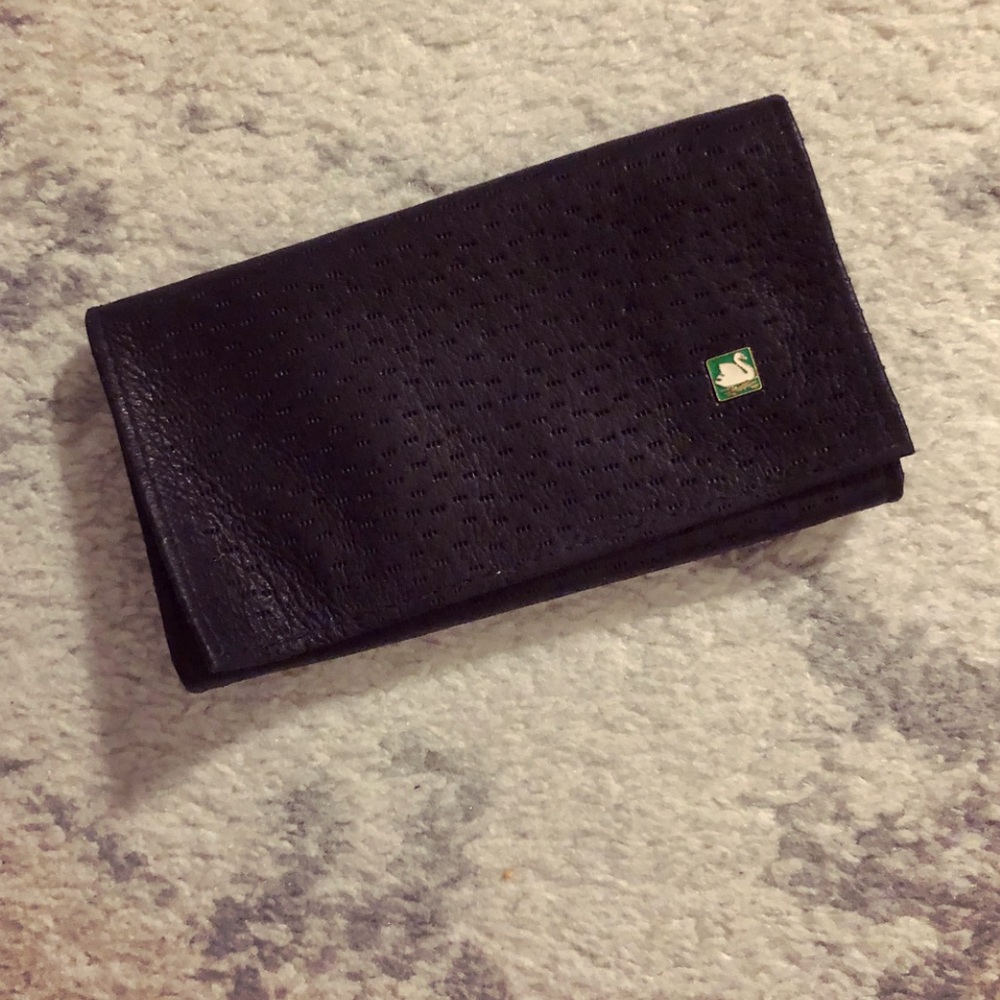 Classic genuine black leather tobacco pouch